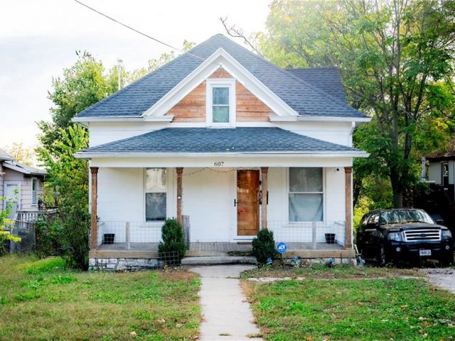 Homes for Sale in Excelsior Springs, MO 64024 | 607  Old Orchard Avenue