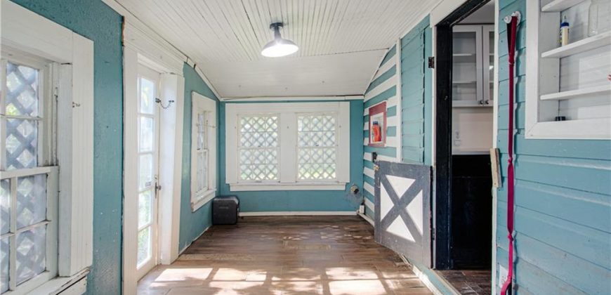 Homes for Sale in Missouri City, MO 64072 | 611  Main Street