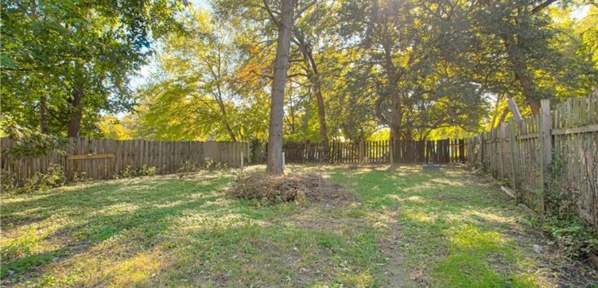 Homes for Sale in Missouri City, MO 64072 | 611  Main Street