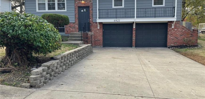 Homes for Sale in Kansas City, MO 64152 | 6921 NW 79TH Street
