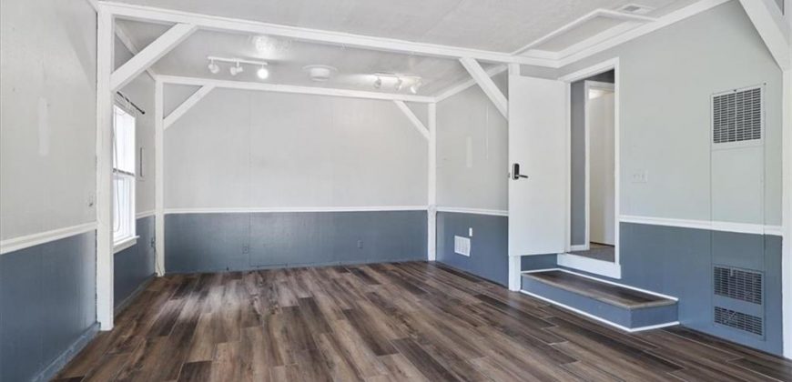 Homes for Sale in Kansas City, MO 64151 | 7000 NW Waukomis Drive