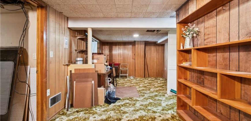 Homes for Sale in Gladstone, MO 64118 | 1314 NE 58th Street