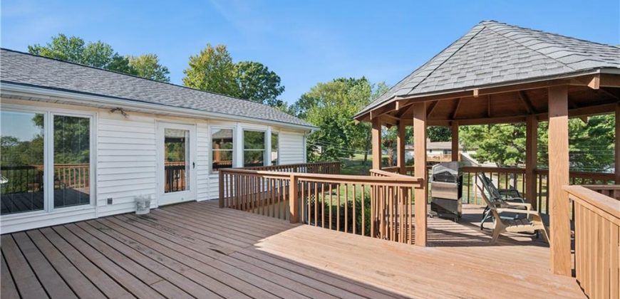 Homes for Sale in Gladstone, MO 64118 | 1314 NE 58th Street