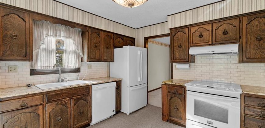 Homes for Sale in Kearney, MO 64060 | 16115  Kountryridge Drive