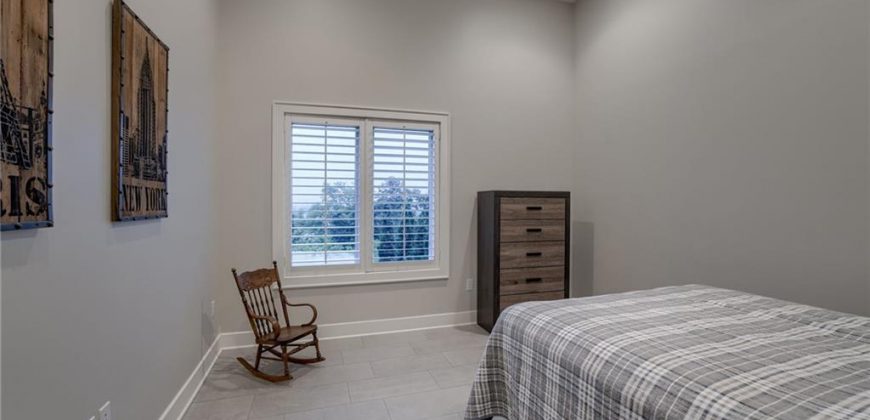 Homes for Sale in Riverside, MO 64150 | 4150  Palisades Point