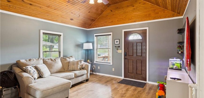 Homes for Sale in Kansas City, MO 64118 | 6820 N Campbell Street