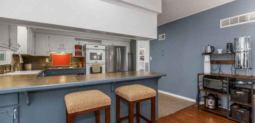 Homes for Sale in Gladstone, MO 64118 | 1303 NE 77th Street