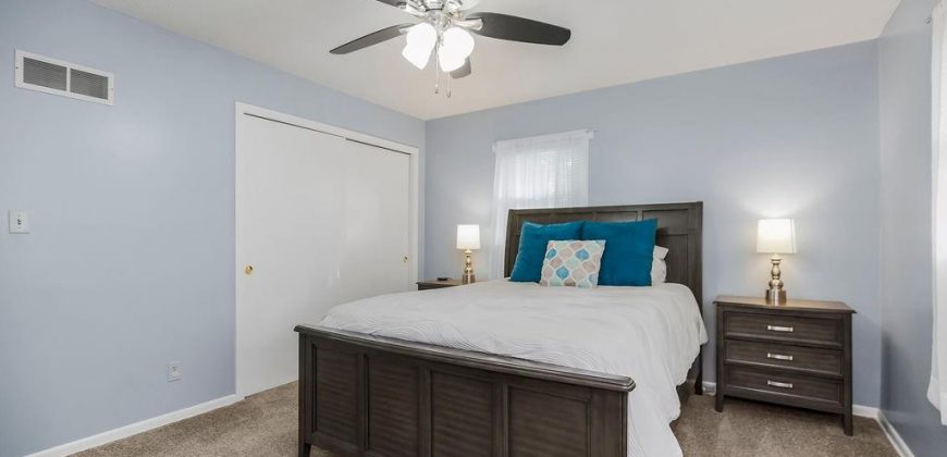 Homes for Sale in Gladstone, MO 64118 | 1303 NE 77th Street