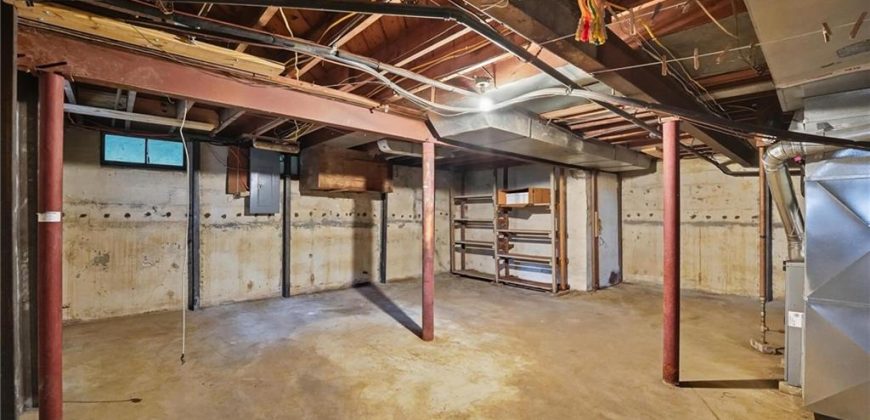 Homes for Sale in Kansas City, MO 64119 | 4952 N Brighton Avenue