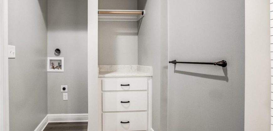 Homes for Sale in Kansas City, MO 64154 | 3718 NW 96th Court