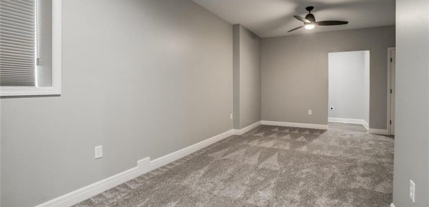 Homes for Sale in Kansas City, MO 64154 | 3718 NW 96th Court