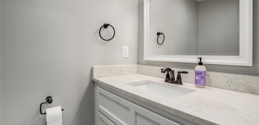 Homes for Sale in Kansas City, MO 64154 | 3718 NW 96th Court