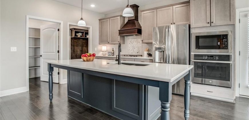 Homes for Sale in Kansas City, MO 64154 | 3718 NW 96th Court