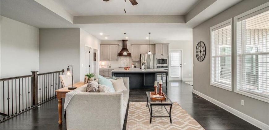 Homes for Sale in Kansas City, MO 64154 | 3718 NW 96th Court