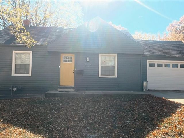 Homes for Sale in Kansas City, MO 64119 | 3203 NE 56th Street