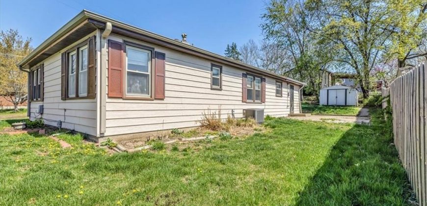 Homes for Sale in Claycomo, MO 64119 | 205 E Longfellow Street