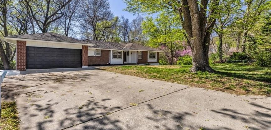 Homes for Sale in Liberty, MO 64068 | 1484  Hemlock Drive