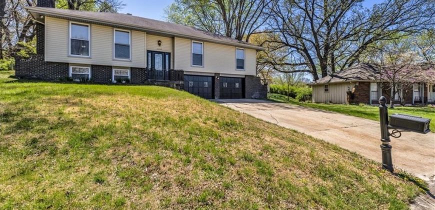 Homes for Sale in Kansas City, MO 64152 | 10705 NW 58th Street
