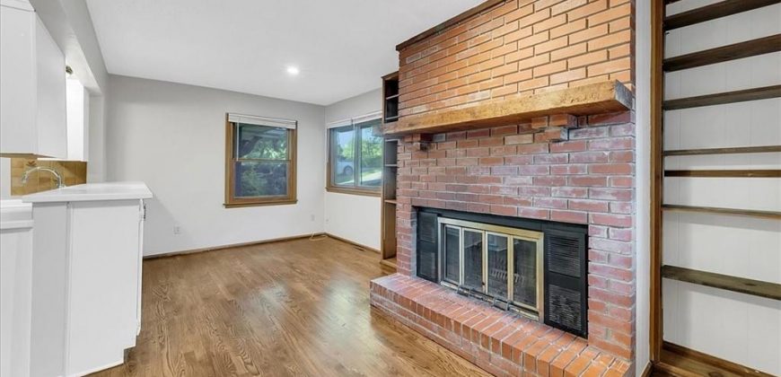 Homes for Sale in Kansas City, MO 64151 | 8012 NW Cadwallader Road