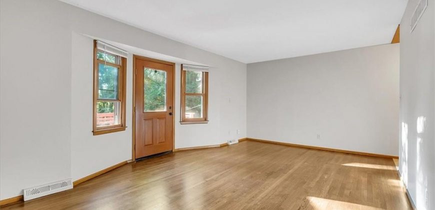 Homes for Sale in Kansas City, MO 64151 | 8012 NW Cadwallader Road