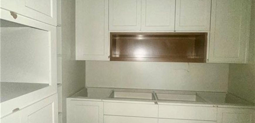 Homes for Sale in Parkville, MO 64152 | 7260 NW Pampas Lane