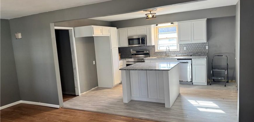 Homes for Sale in Gladstone, MO 64118 | 1401 NE 67th Street