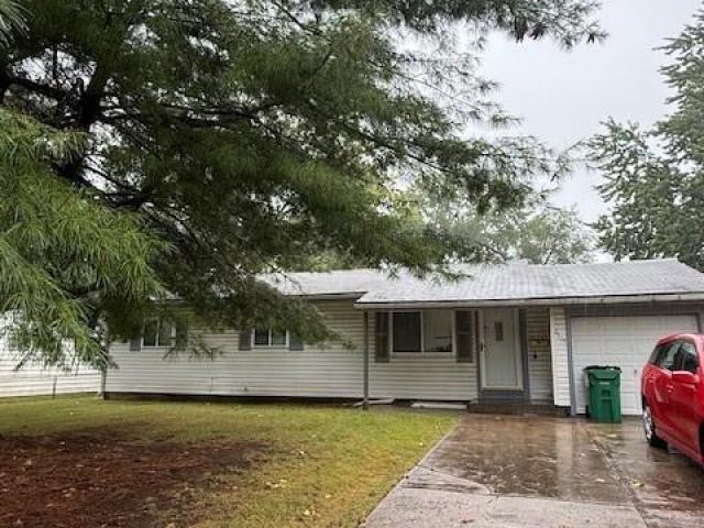 Homes for Sale in Gladstone, MO 64118 | 6114 N Virginia Avenue