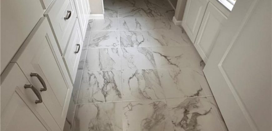 Homes for Sale in Kearney, MO 64060 | 2125  Greenfield Point