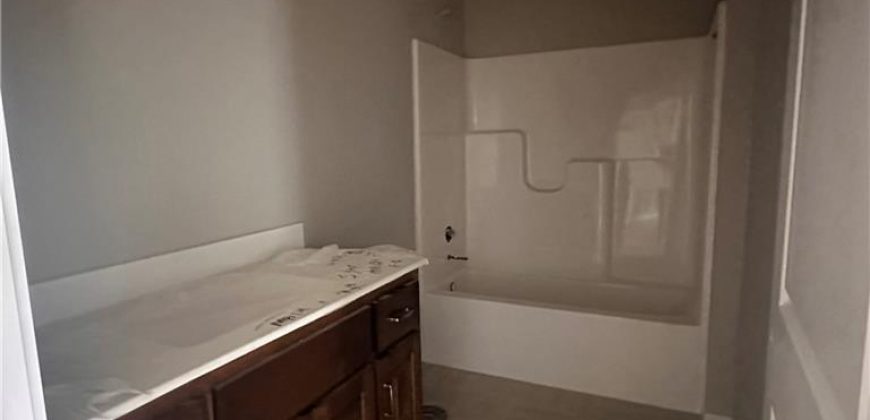 Homes for Sale in Kearney, MO 64060 | 2125  Greenfield Point