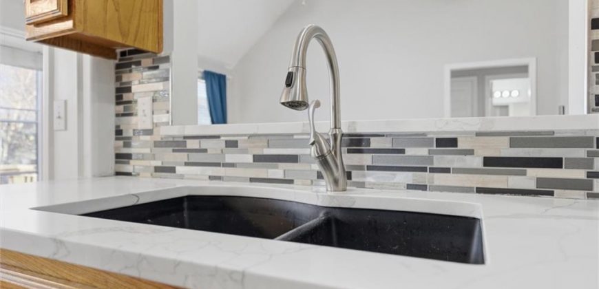 Homes for Sale in Kansas City, MO 64157 | 11004 N Hunter Avenue