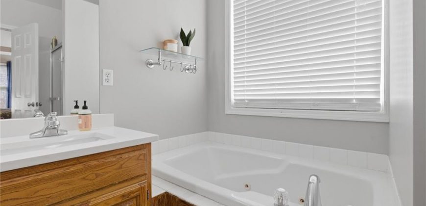 Homes for Sale in Kansas City, MO 64157 | 11004 N Hunter Avenue