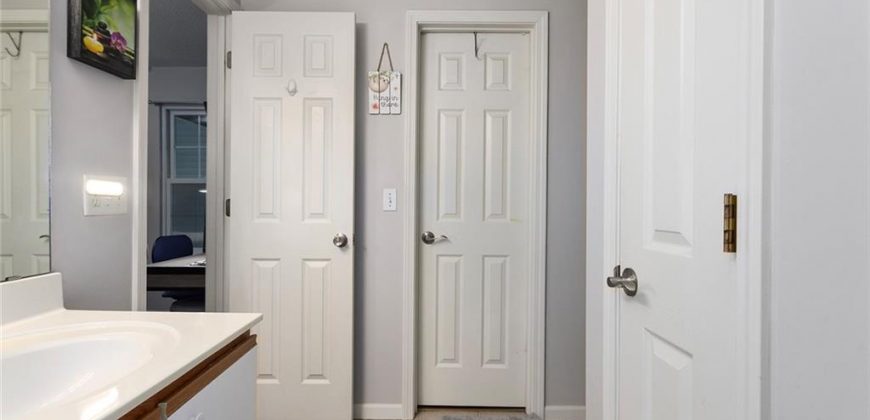 Homes for Sale in Kansas City, MO 64118 | 2407 NE 68th Street