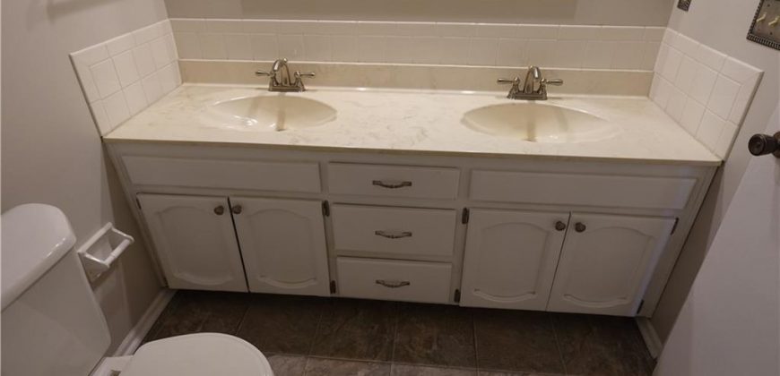 Homes for Sale in Kansas City, MO 64118 | 2010 NE 78th Street