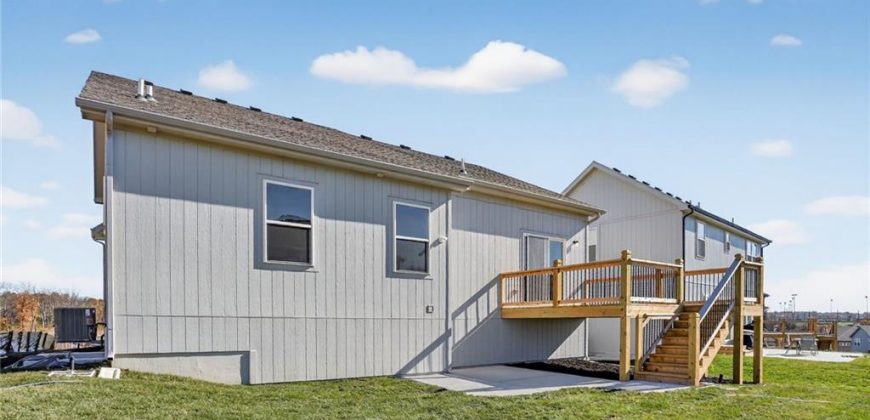 Homes for Sale in Parkville, MO 64152 | 16181  Ryan Circle