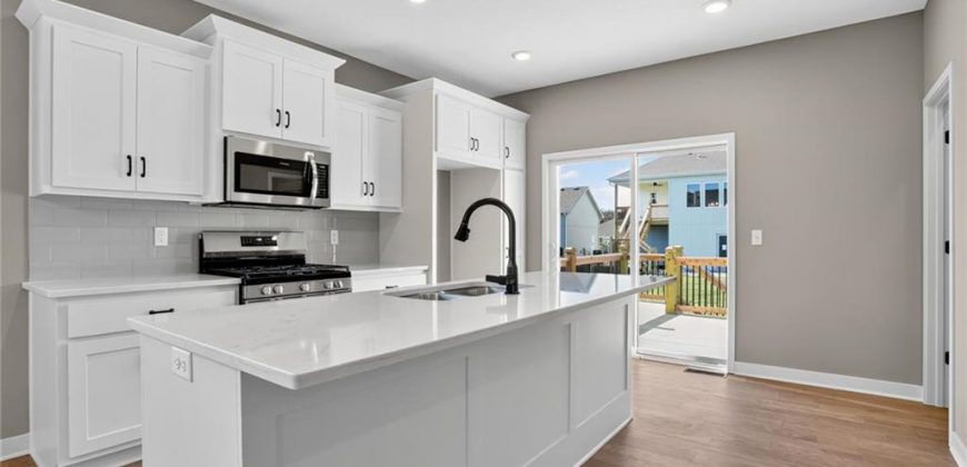 Homes for Sale in Parkville, MO 64152 | 16181  Ryan Circle