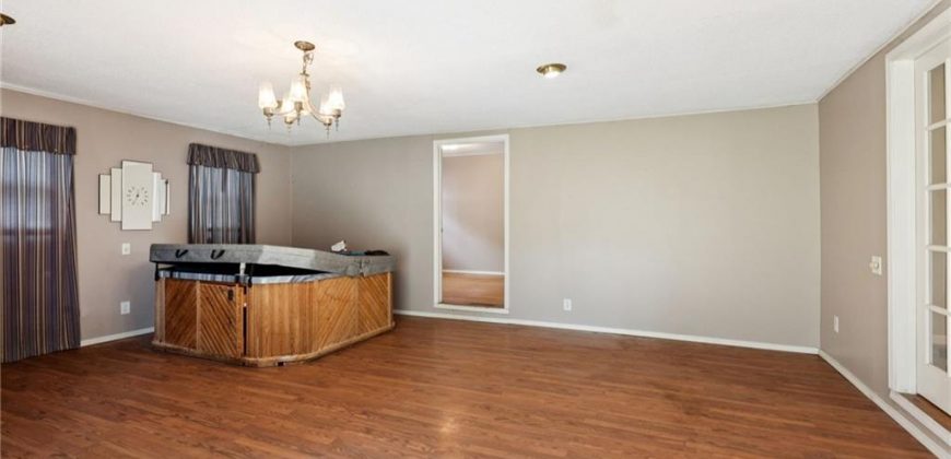 Homes for Sale in Kansas City, MO 64116 | 2505 NE 38th Street