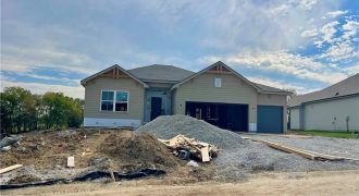 Homes for Sale in Kansas City, MO 64165 | 12153 N Virginia Avenue