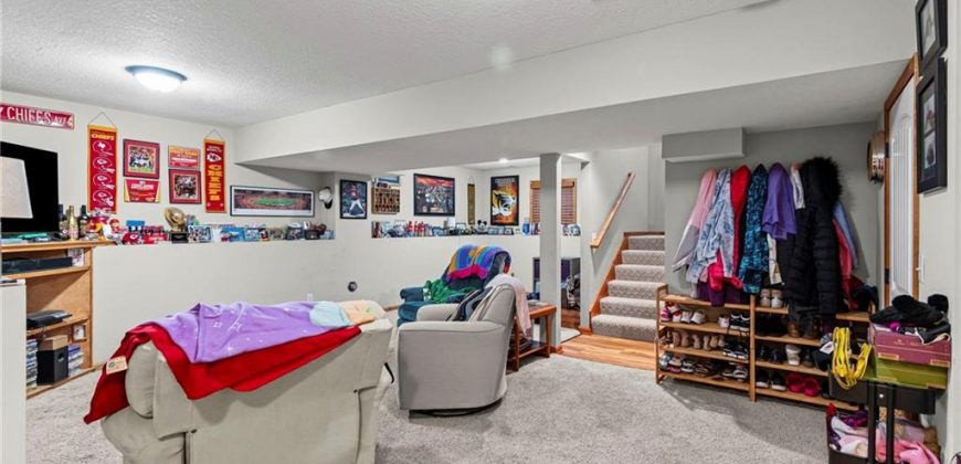 Homes for Sale in Kearney, MO 64060 | 1821  Lauren Lane