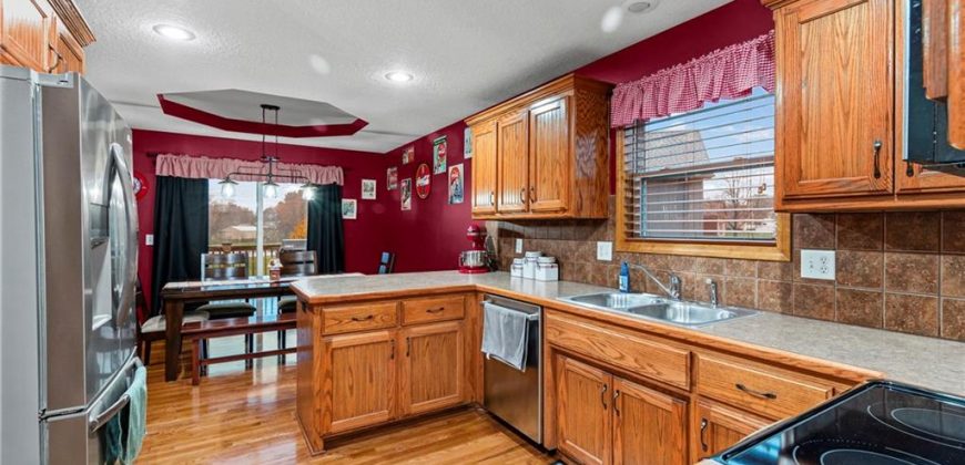 Homes for Sale in Kearney, MO 64060 | 1821  Lauren Lane