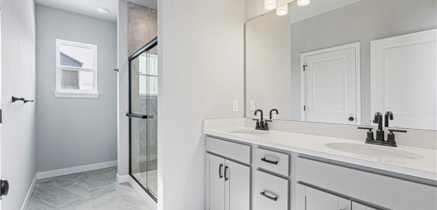 Homes for Sale in Kansas City, MO 64154 | 3024 NW 96th Terrace