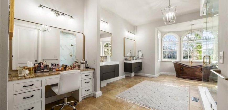 Homes for Sale in Kansas City, MO 64157 | 8519 N Sycamore Avenue