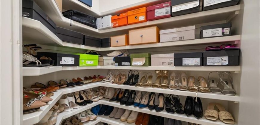 Homes for Sale in Kansas City, MO 64157 | 8519 N Sycamore Avenue