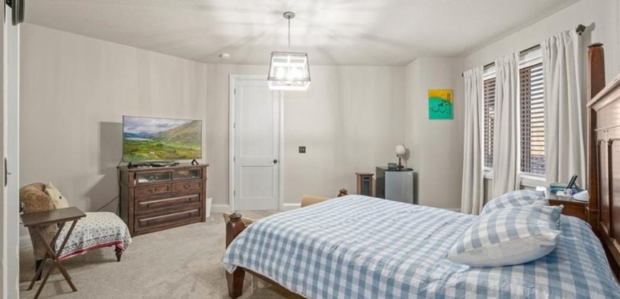 Homes for Sale in Kansas City, MO 64157 | 8519 N Sycamore Avenue