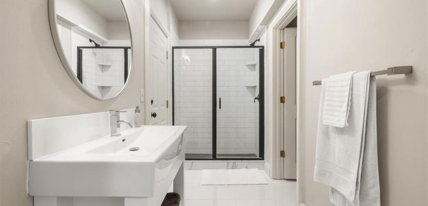 Homes for Sale in Kansas City, MO 64157 | 8519 N Sycamore Avenue