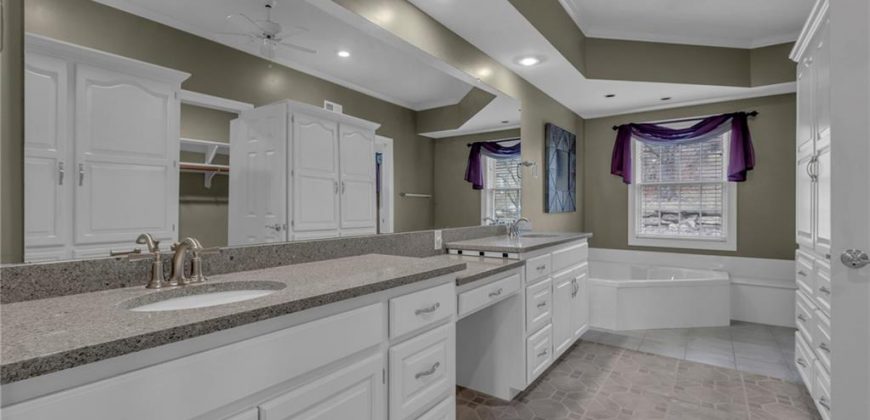 Homes for Sale in Gladstone, MO 64119 | 7605 N Chestnut Avenue