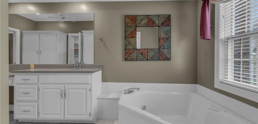 Homes for Sale in Gladstone, MO 64119 | 7605 N Chestnut Avenue