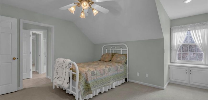 Homes for Sale in Gladstone, MO 64119 | 7605 N Chestnut Avenue