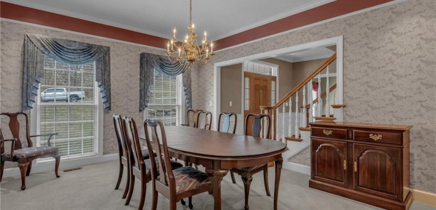 Homes for Sale in Gladstone, MO 64119 | 7605 N Chestnut Avenue