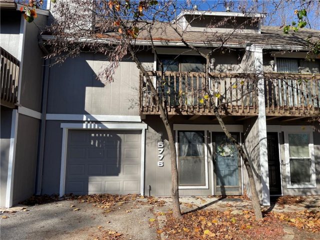 Homes for Sale in Kansas City, MO 64152 | 5776 N Anita Avenue