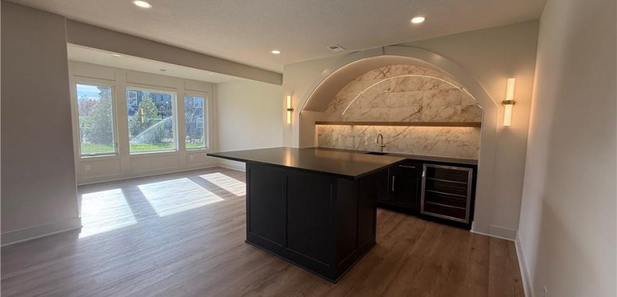 Homes for Sale in Riverside, MO 64150 | 4604 NW Luna Piena Way